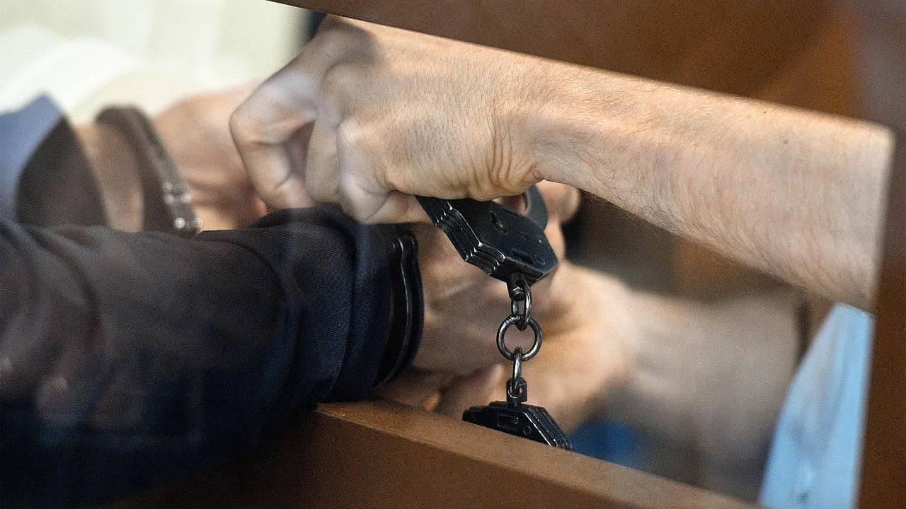 Суд вынес решение насмерть придавившим россиянина охранникам