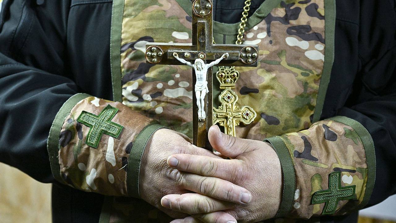 Раскрыто число принявших крещение в зоне СВО бойцов Раскрыто число принявших крещение в зоне СВО бойцов