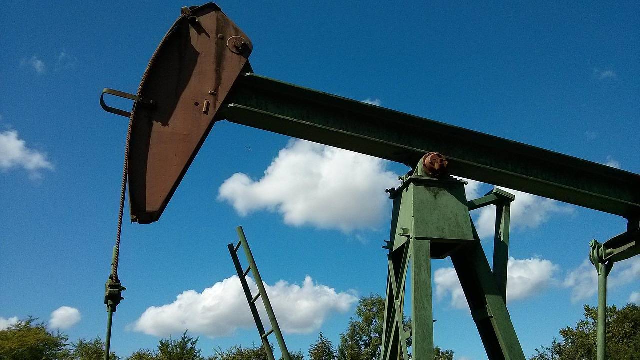 Спрогнозировано обрушение поставок российской нефти в Европу
