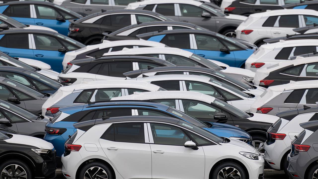 Ушедший из России автогигант отзовет десятки тысяч электромобилей