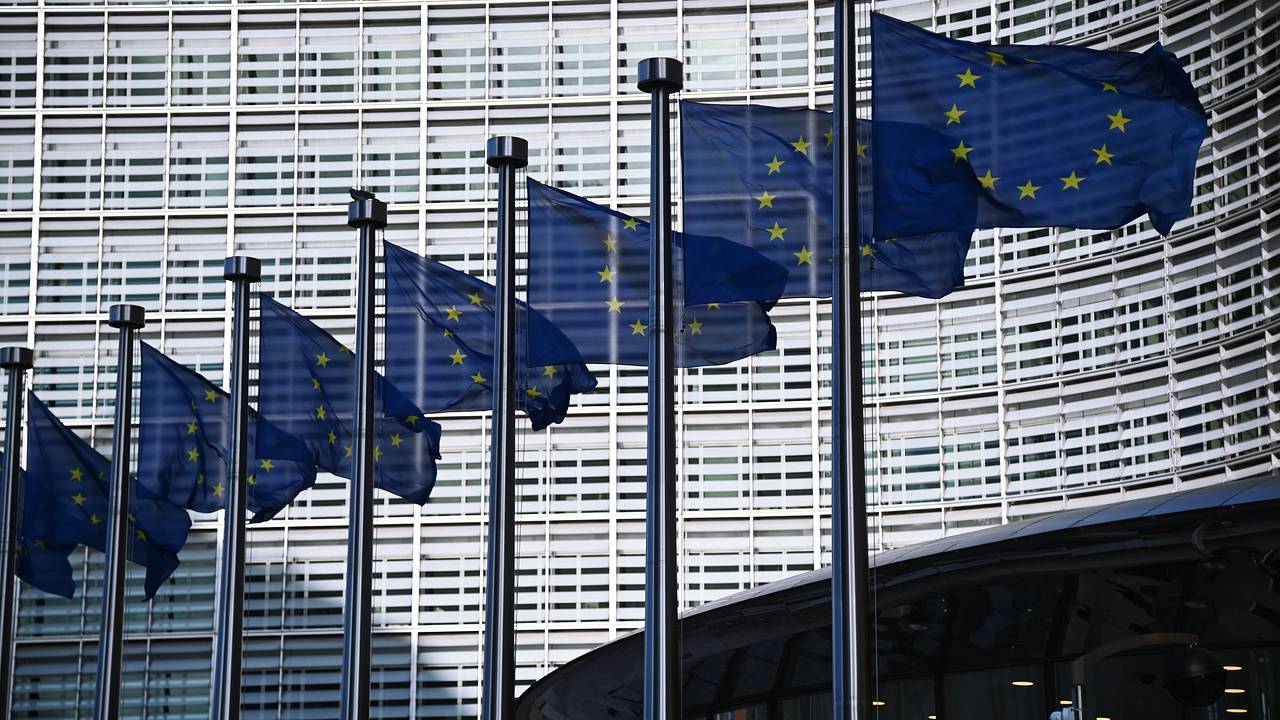 Названа сумма заблокированных в ЕС активов ЦБ России