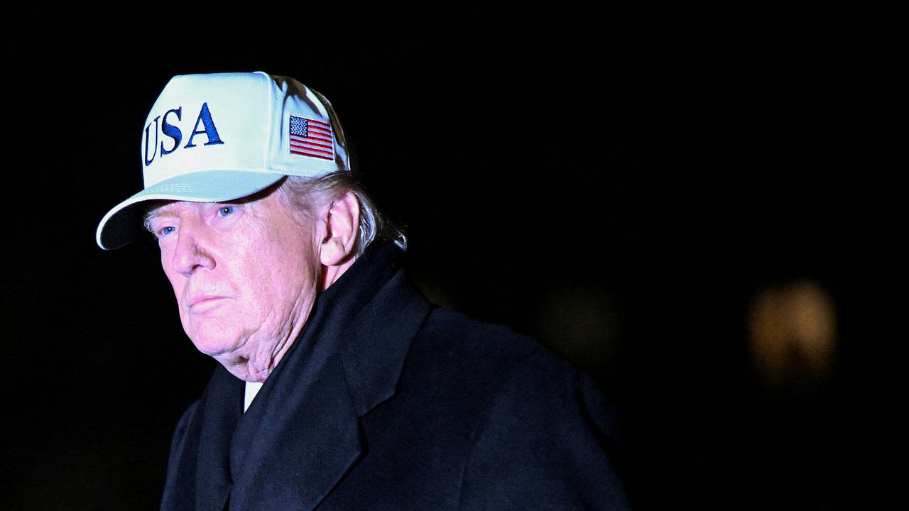 Угрозу объявления импичмента Трампу оценили Угрозу объявления импичмента Трампу оценили