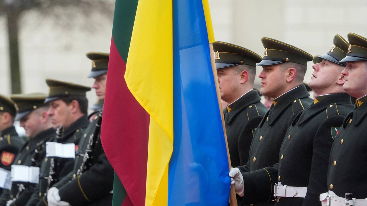 В Литве захотели урезать права русским в одном вопросе