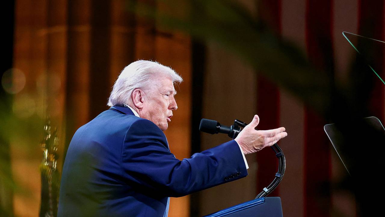 Трамп назвал главу ФРС вредителем и угрозой нацбезопасности США