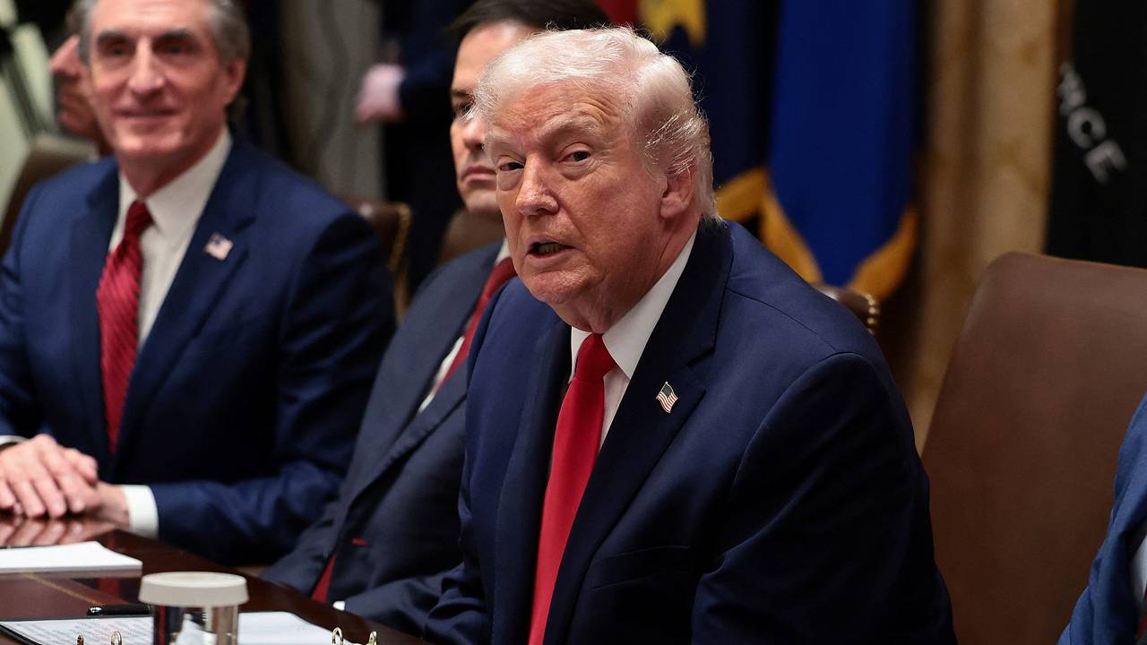 Трамп выразил уверенность в мирном урегулировании конфликта на Украине