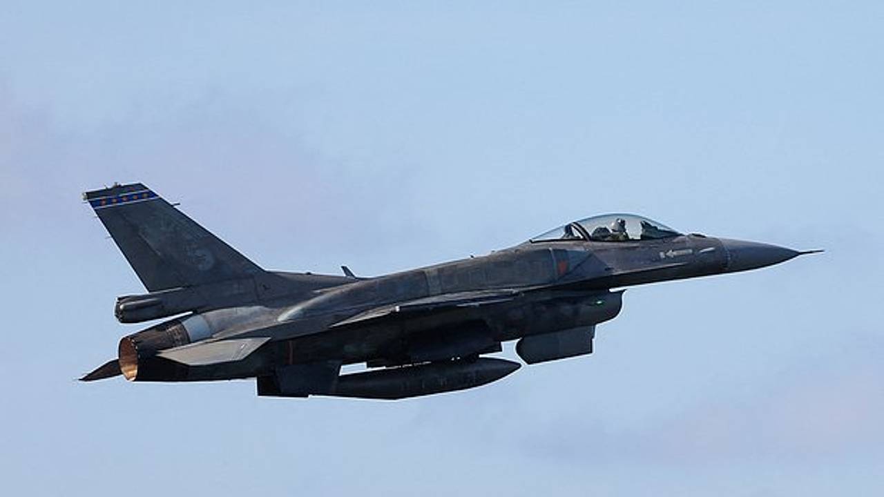 Пентагон подписал контракт на обслуживание переданных Украине F-16