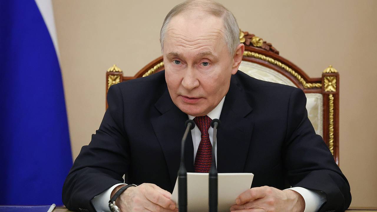 В России объяснили разницу переговоров Путина и Зеленского в Москве и Киеве