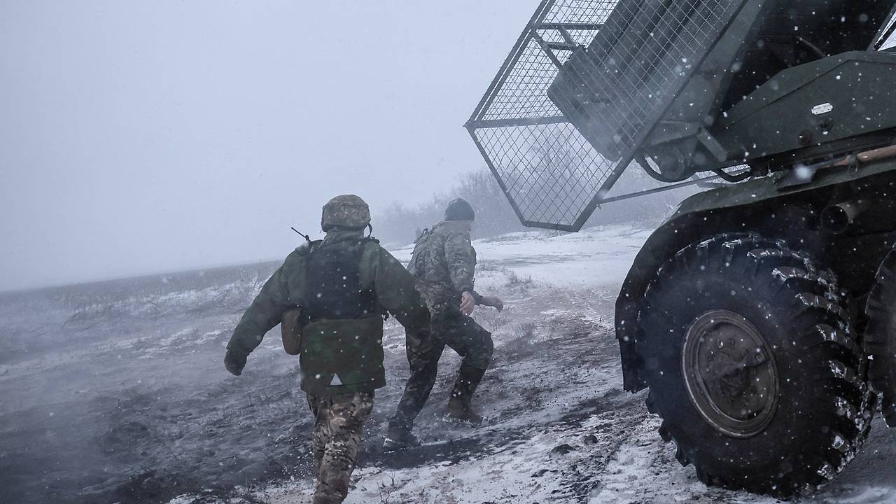 Командир «Айдара» предрек ВСУ неприятные последствия из-за неготовности к обороне Командир «Айдара» предрек ВСУ неприятные последствия из-за неготовности к обороне