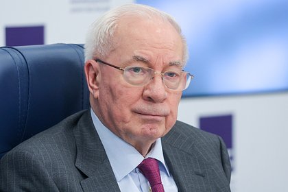 Бывший премьер Украины предложил США жесткий способ подтолкнуть Зеленского к миру