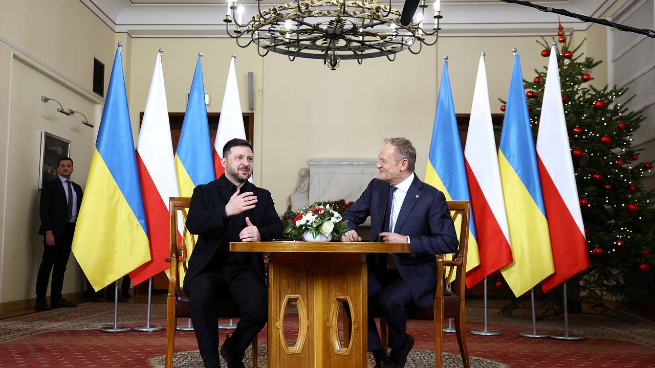 Польшу назвали слугой Украины