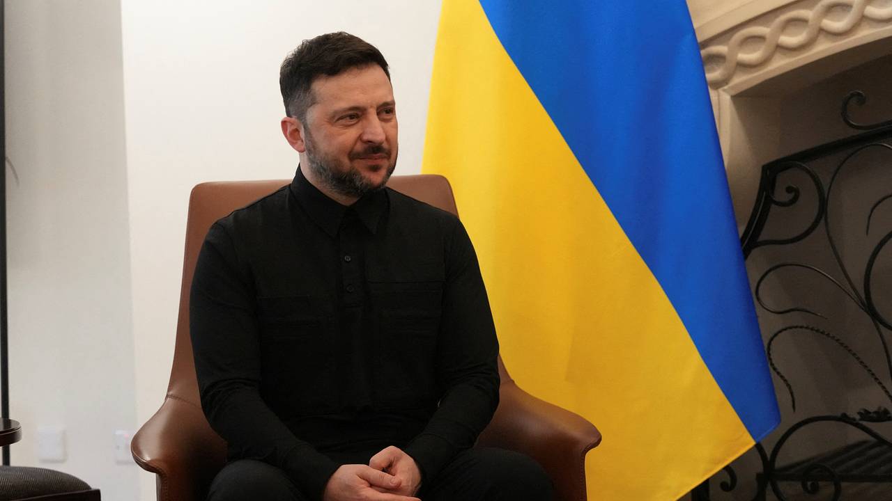 Позицию Киева на переговорах описали словами «У Зеленского стало меньше карт на руках»