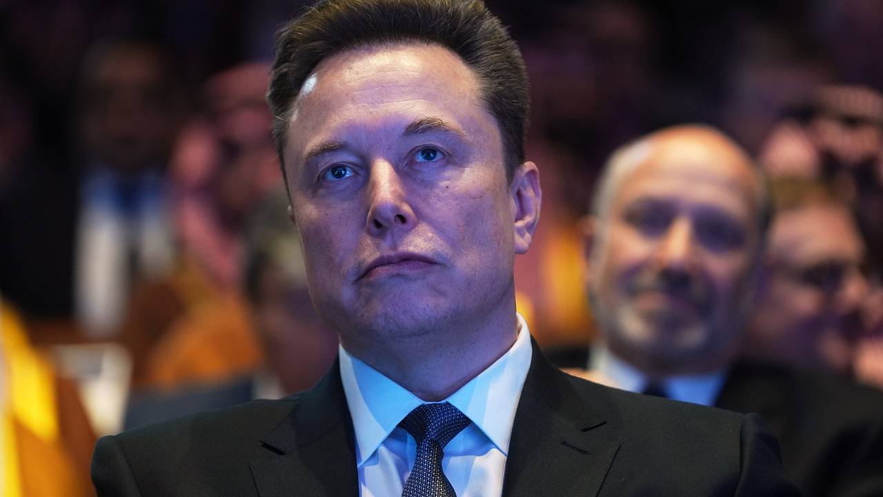 Маск заявил о борьбе с якобы использованием Россией Starlink