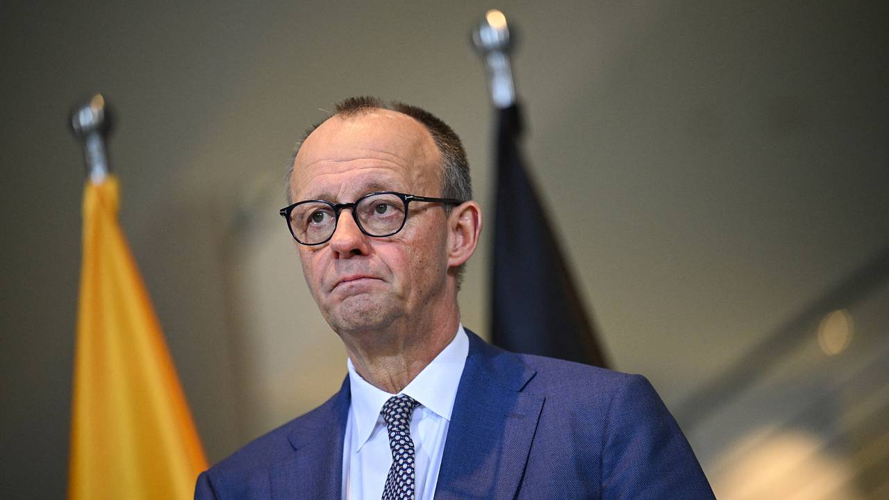 Лебедев предрек превращение канцлера Германии в «кремлевского пропагандиста»