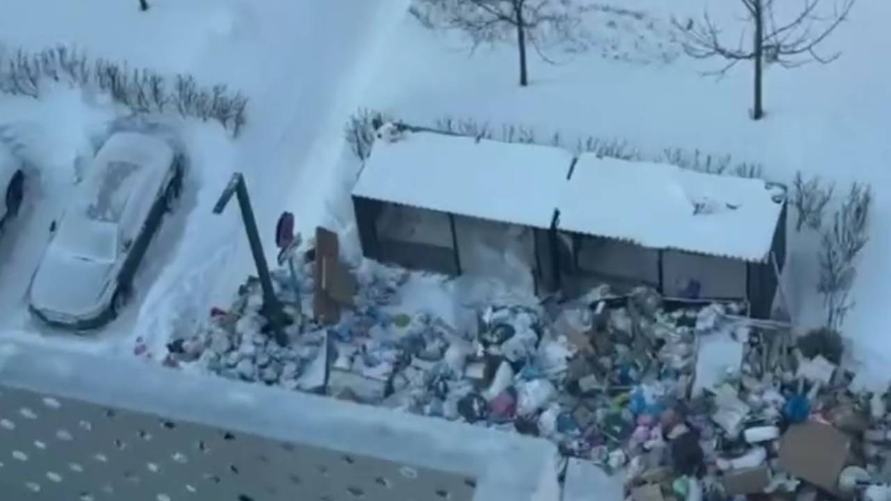 Мусорные горы рядом с ЖК от ПИК попали на видео