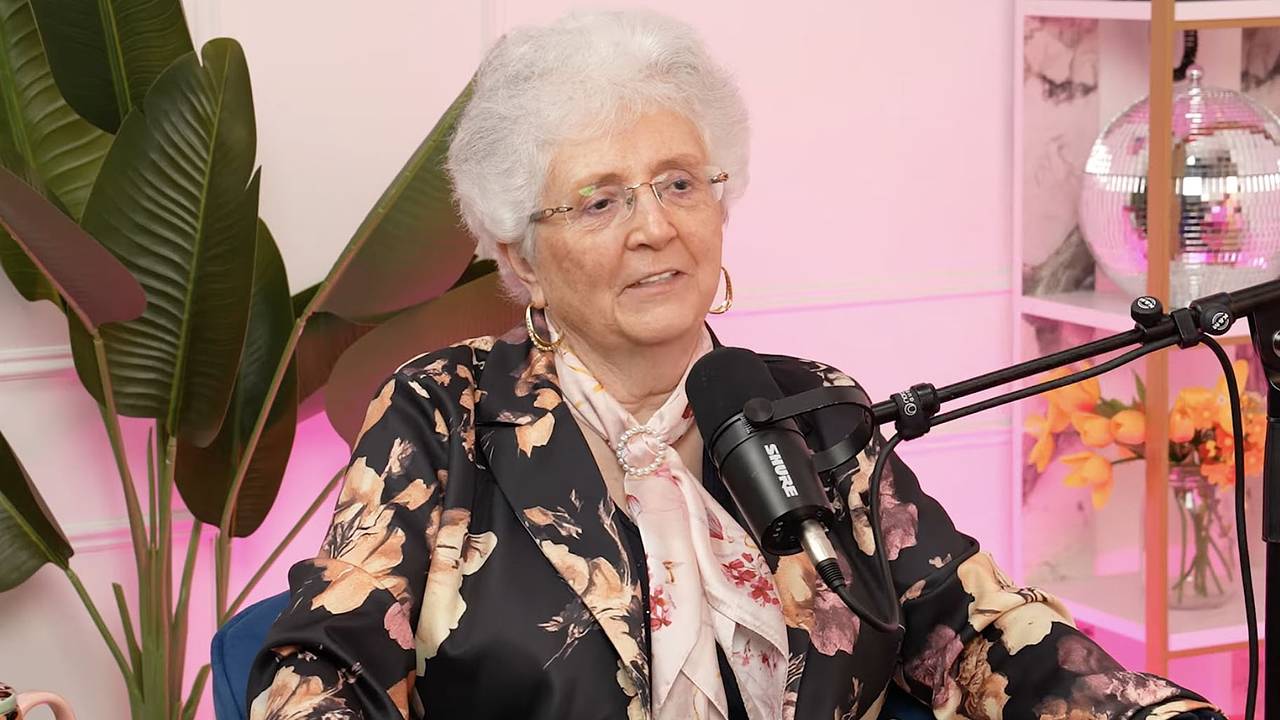 73-летняя эскортница рассказала о сексуальной фантазии с участием известных политиков