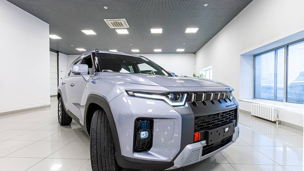 Средняя цена нового автомобиля в России резко выросла
