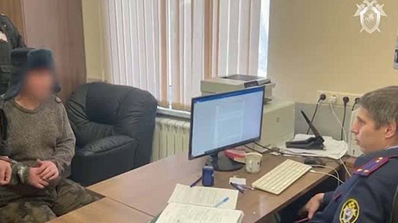 Допрос причастного к расправе над таксистом бандита с Рублевки попал на видео Допрос причастного к расправе над таксистом бандита с Рублевки попал на видео