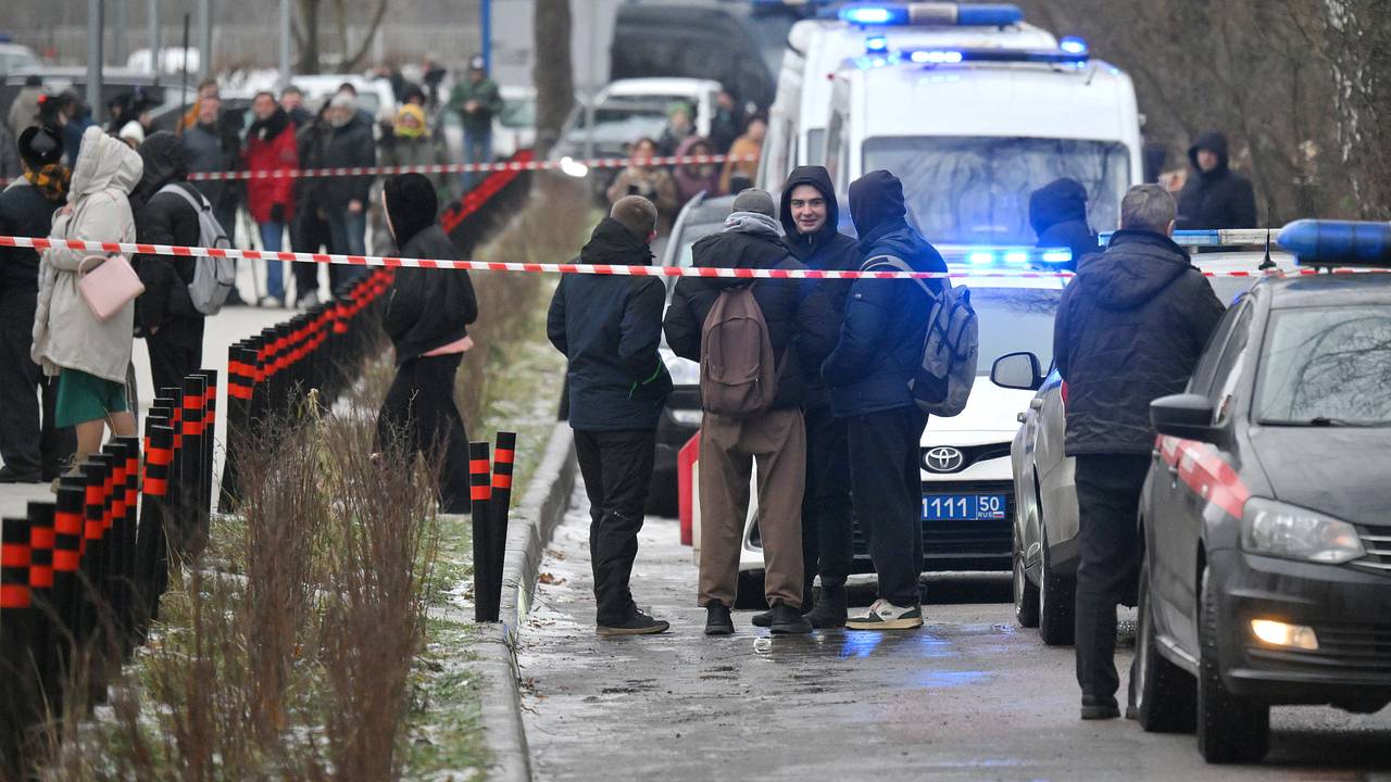 В России обвинили родителей в нападениях подростков на школы