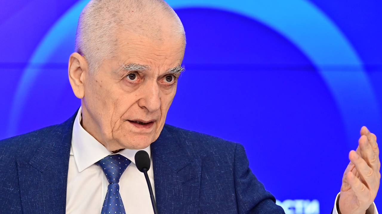 Россиянам назвали возраст начала старения мозга