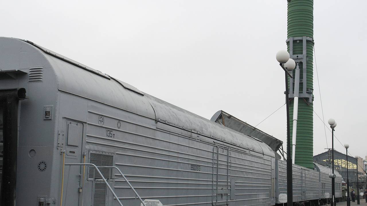 В России призвали вернуть поезда с ядерными ракетами