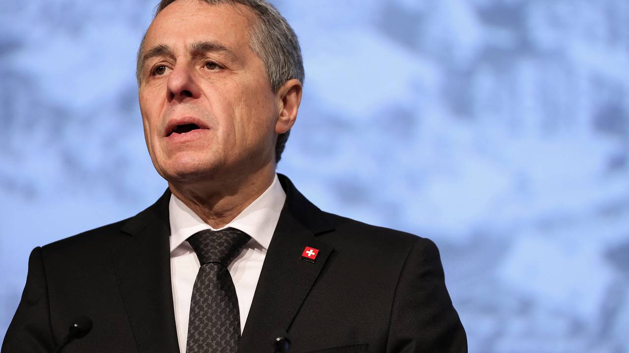 Глава МИД Швейцарии и генсек ОБСЕ прибыли в Москву