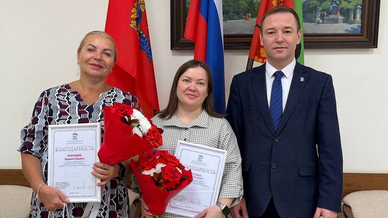 Защитивших детсад от вооруженного нападения россиянок решили премировать