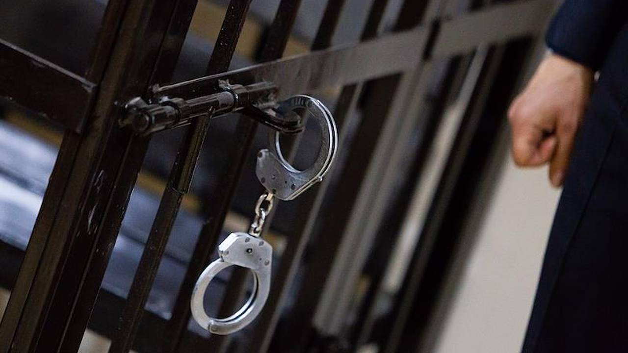 Россиянка решила выманить миллион с жены экстремиста и придумала брата из ФСБ