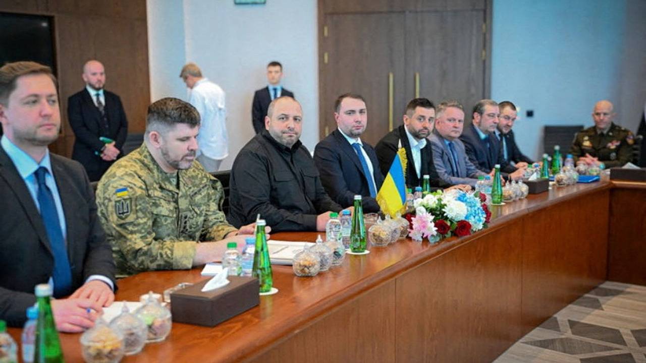 Украинские переговорщики отчитались перед Зеленским