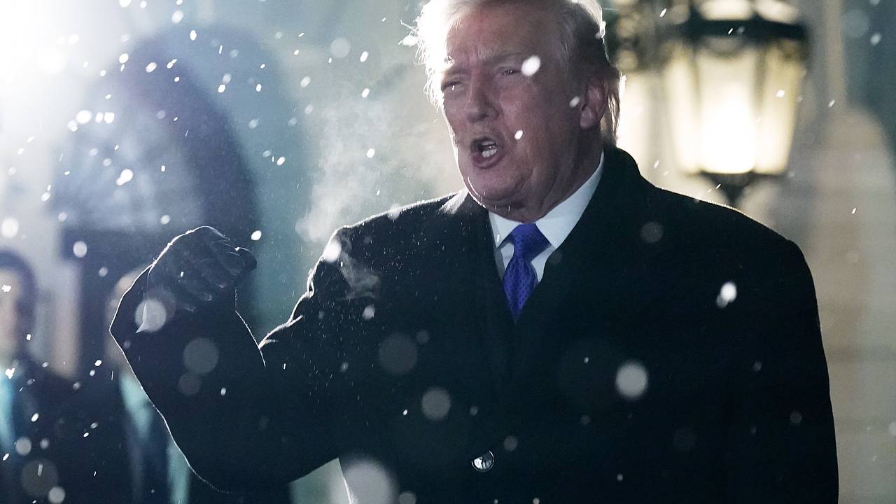 Трамп жестко ответил раскритиковавшему политику США американскому олимпийцу