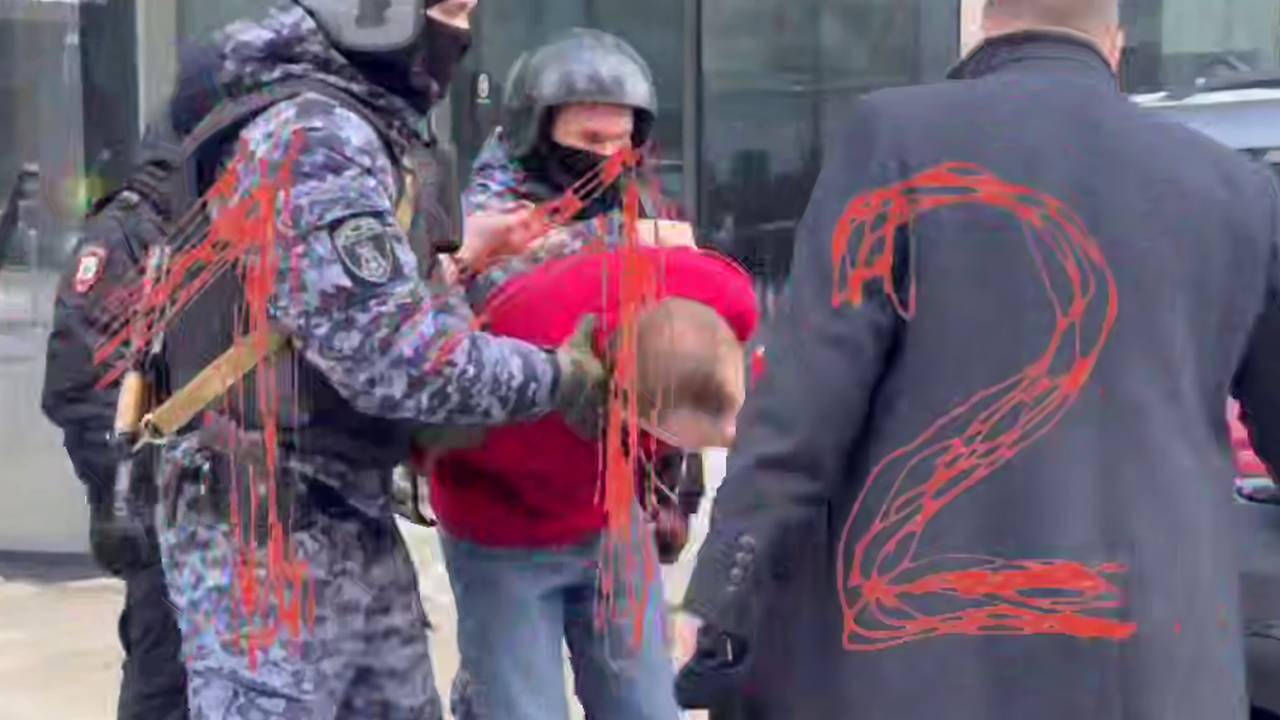 Дебоширов из «Москва-Сити» схватили за угрозы взрыва Дебоширов из «Москва-Сити» схватили за угрозы взрыва