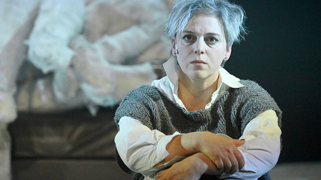 Появились подробности о состоянии звезды сериала «Не родись красивой» после госпитализации Появились подробности о состоянии звезды сериала «Не родись красивой» после госпитализации
