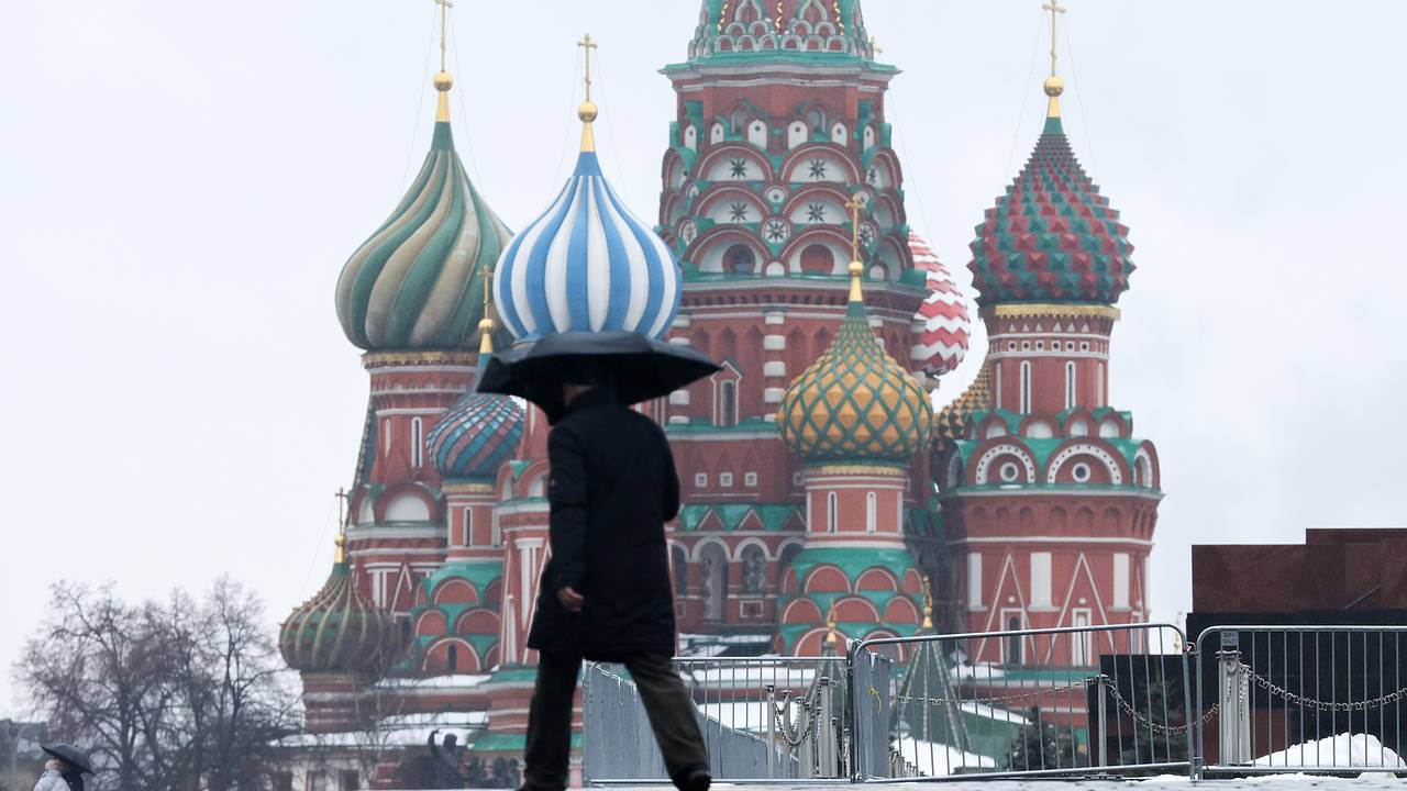 Московских метеопатов предупредили об опасности