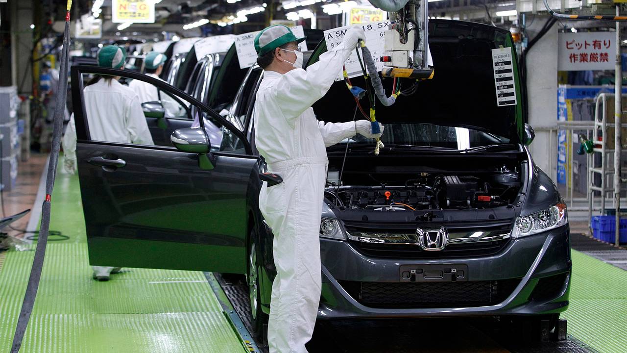 Ушедший из России автогигант признал обрушение прибыли