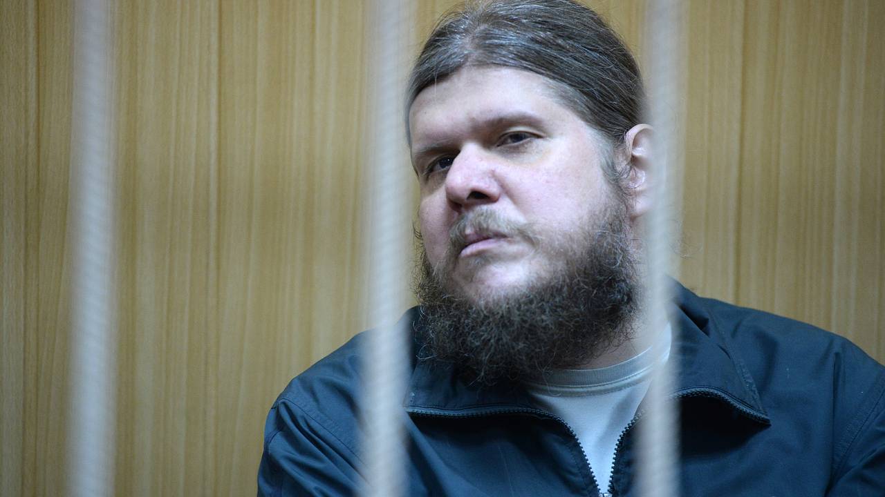 Глава одной из самых известных российских сект вновь начал проповедовать