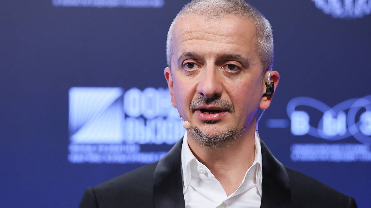 Звезда «Елок» высказалась о решении Богомолова покинуть Школу-студию МХАТ