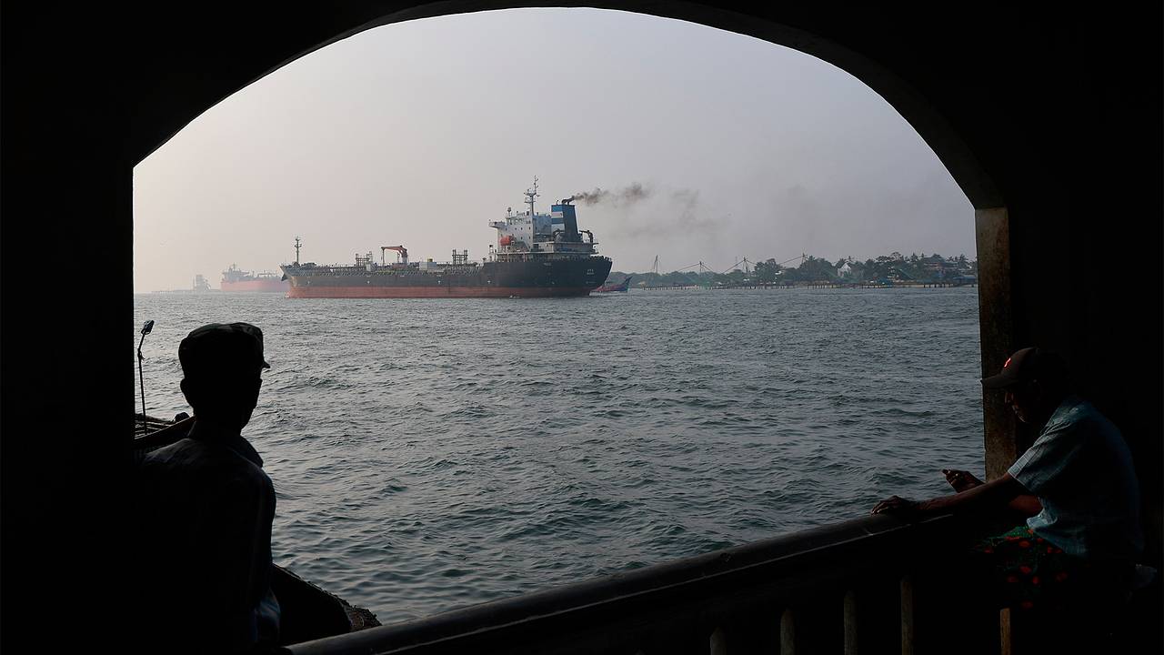 Индия утратила статус главного морского импортера российской нефти Индия утратила статус главного морского импортера российской нефти
