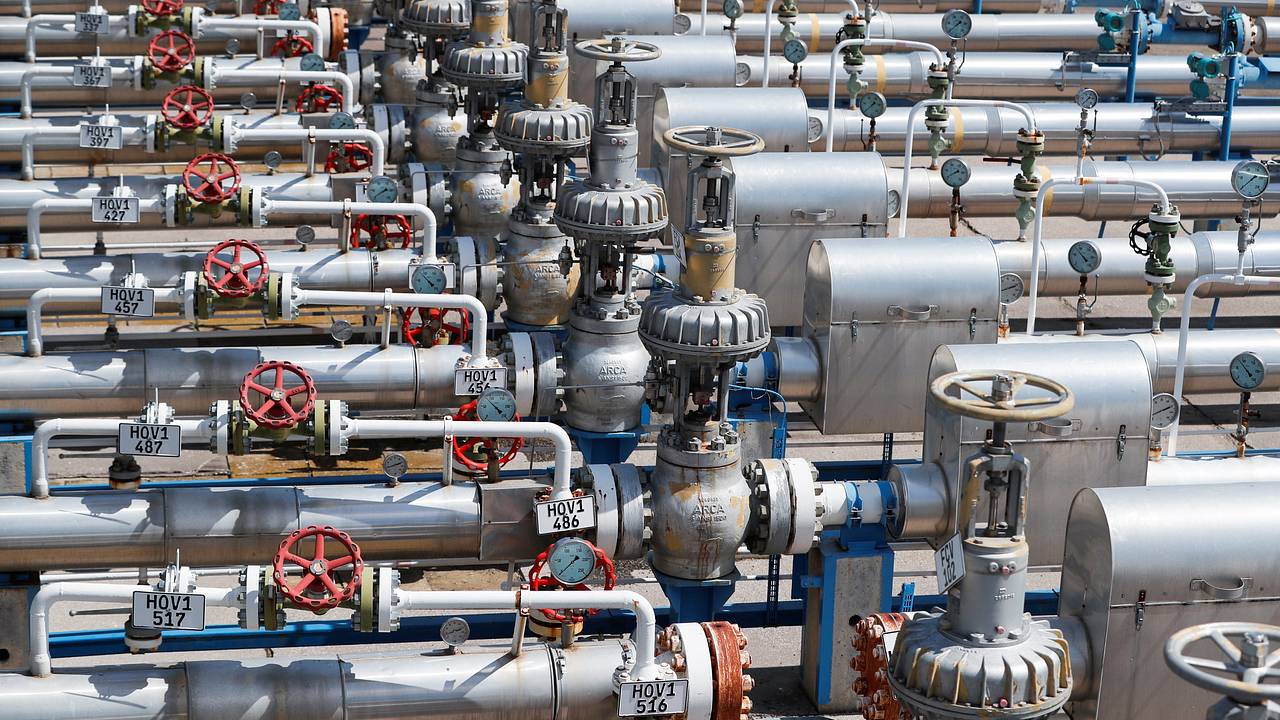 Украину обвинили в блокировке поставок нефти в Венгрию
