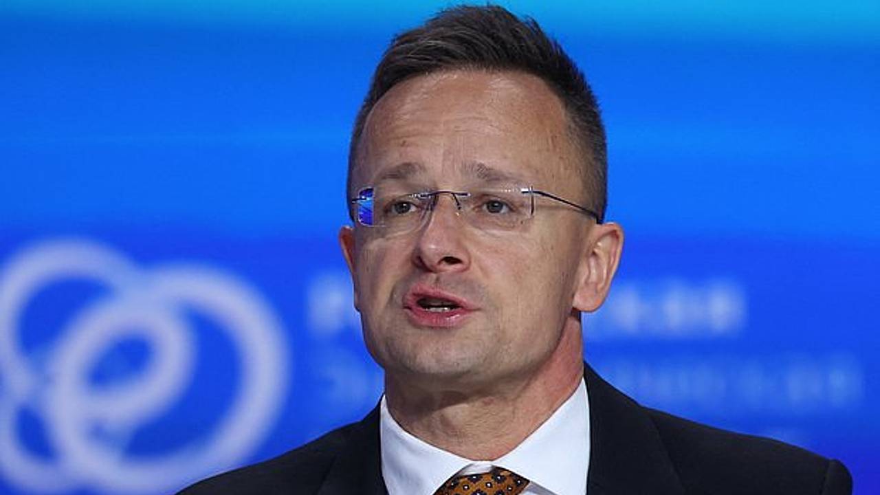 Сийярто выступил с предупреждением для Киева