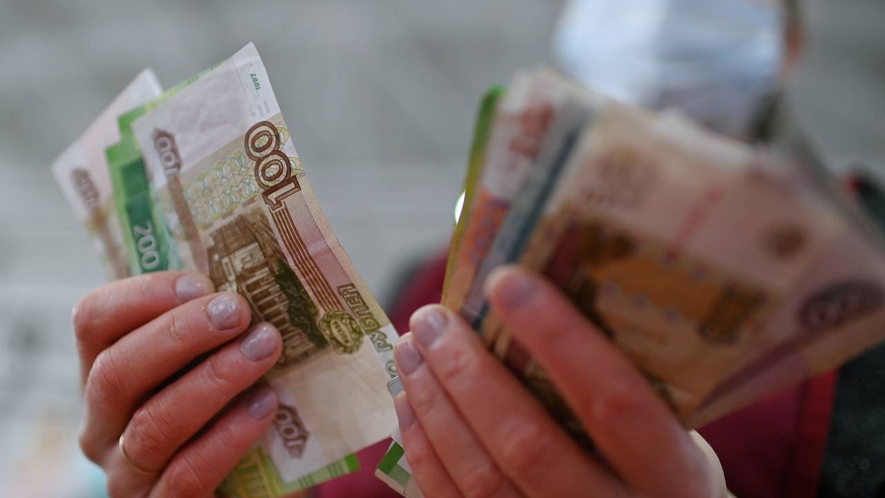 Россиянам рассказали о регионах с зарплатой выше 100 тысяч рублей
