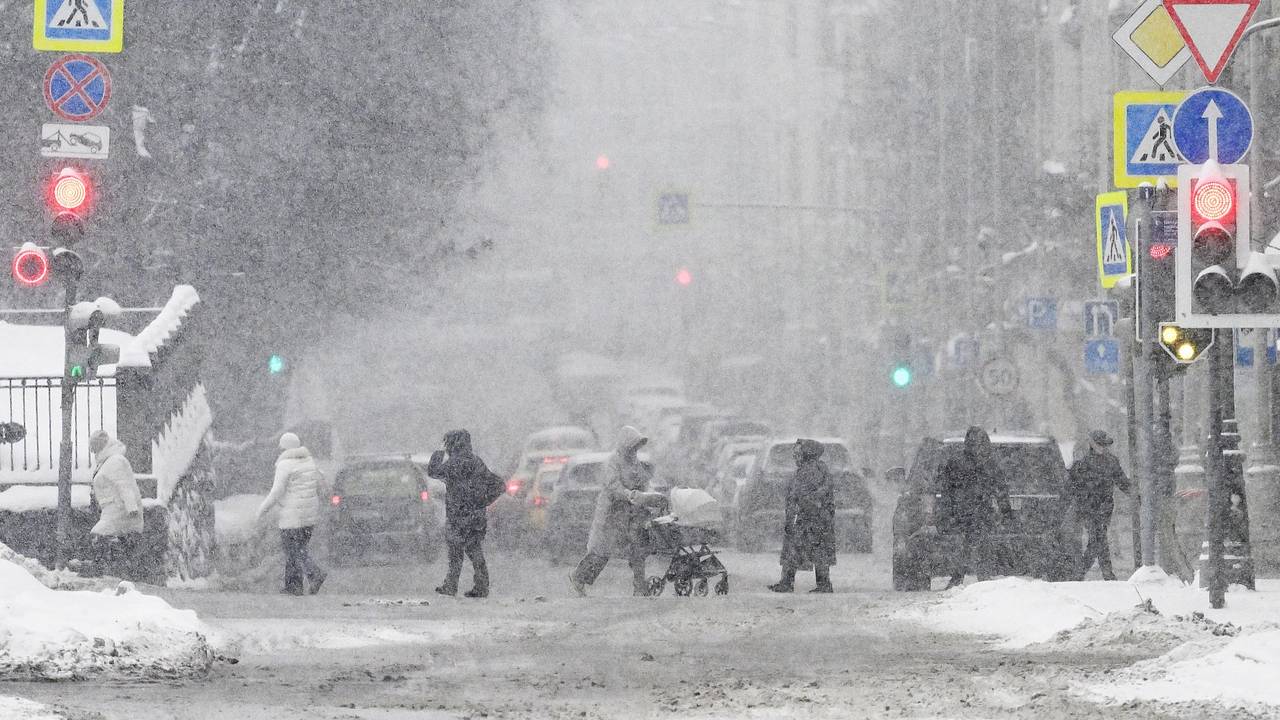 Москвичей призвали массово пересесть на метро Москвичей призвали массово пересесть на метро