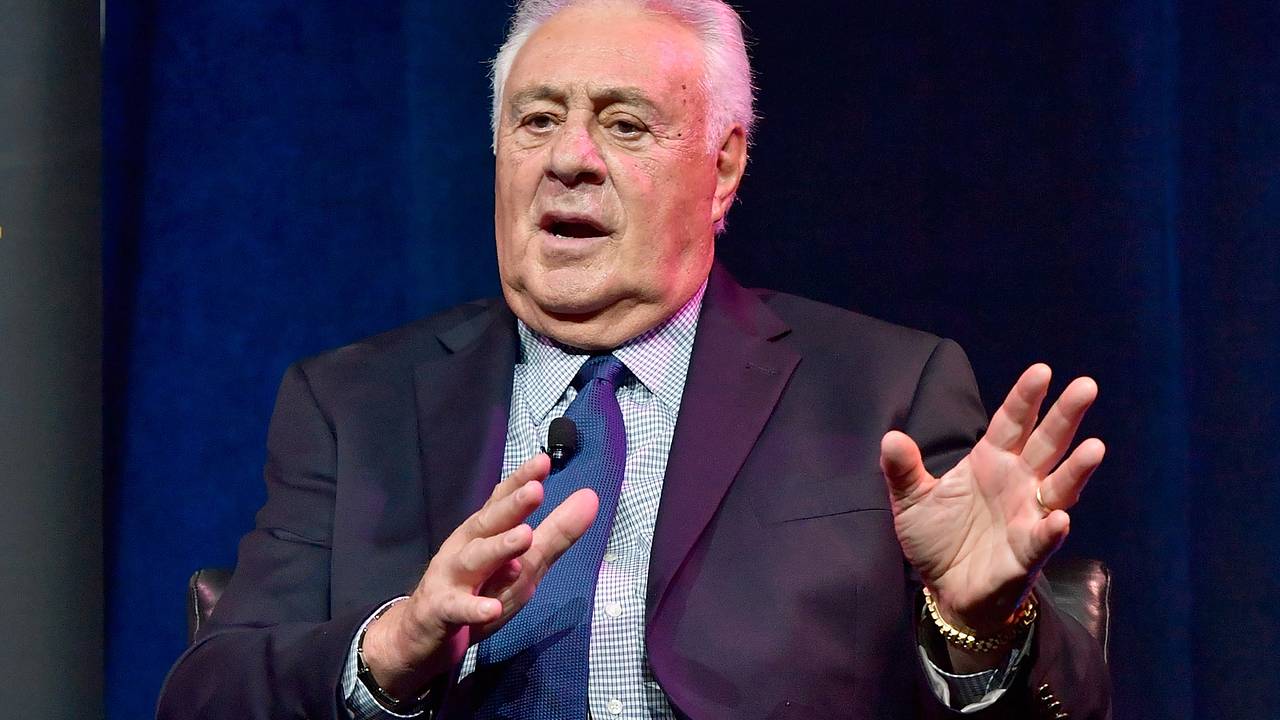 Легендарный канадский хоккеист назвал позором отсутствие сборной России на Олимпиаде