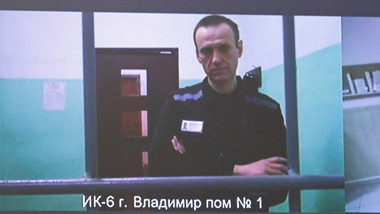 Кремль отреагировал на обвинения в отравлении Навального