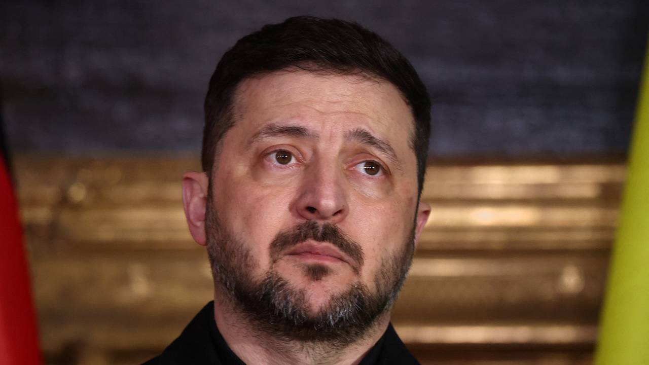 Зеленский заявил о несогласии с США