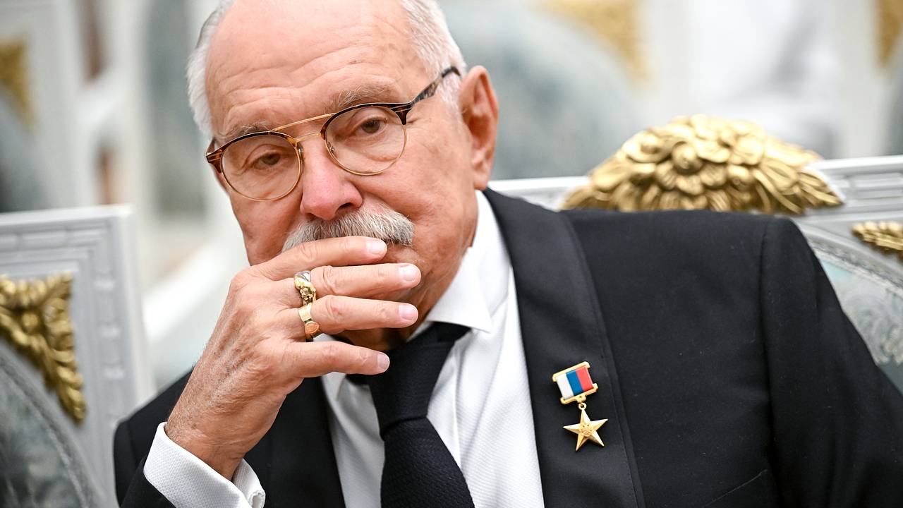 Михалков вспомнил о Путине и вампирах во время рассуждений об Эпштейне Михалков вспомнил о Путине и вампирах во время рассуждений об Эпштейне