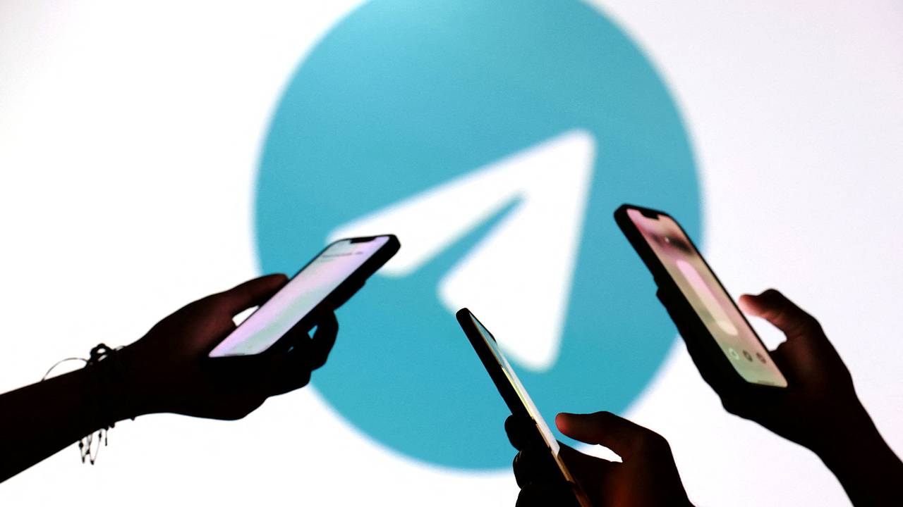 Власти России обвинили Telegram в раскрытии переписки иностранным спецслужбам. Министр рассказал, что будут делать с мессенджером Власти России обвинили Telegram в раскрытии переписки иностранным спецслужбам. Министр рассказал, что будут делать с мессенджером