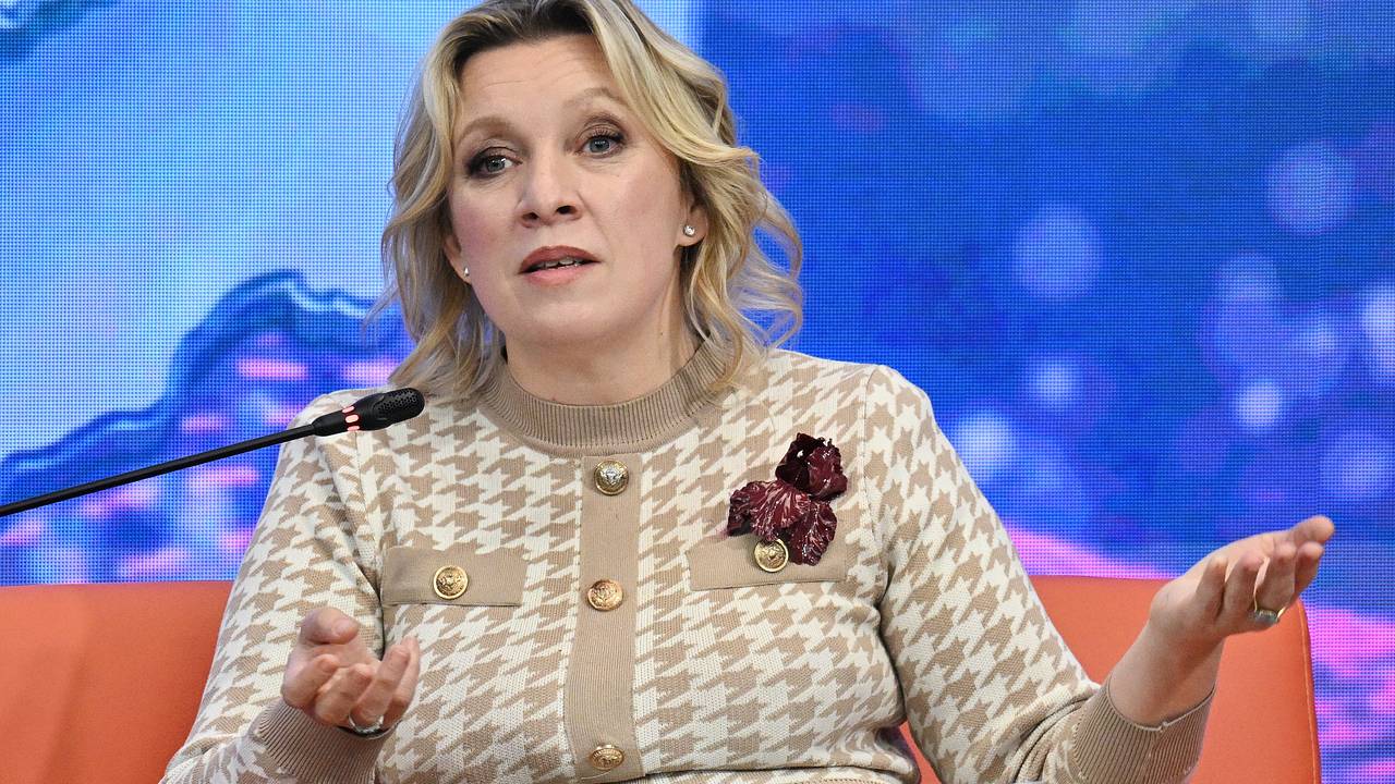 Захарова высказалась о ролевых играх европейцев