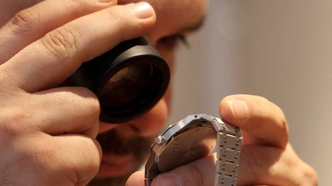 В Швейцарии упал экспорт одного из предметов роскоши