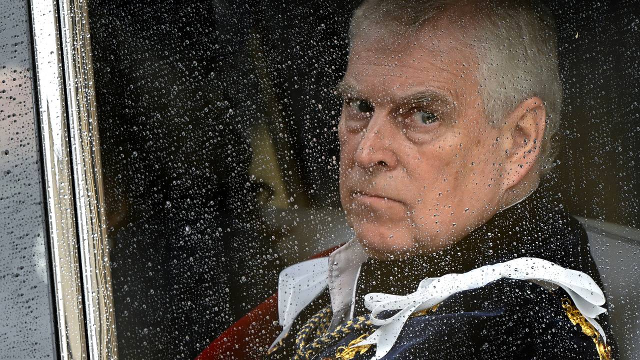 Арестован скандальный брат короля Карла III. Бывший принц мог сливать финансисту-педофилу Эпштейну государственные тайны