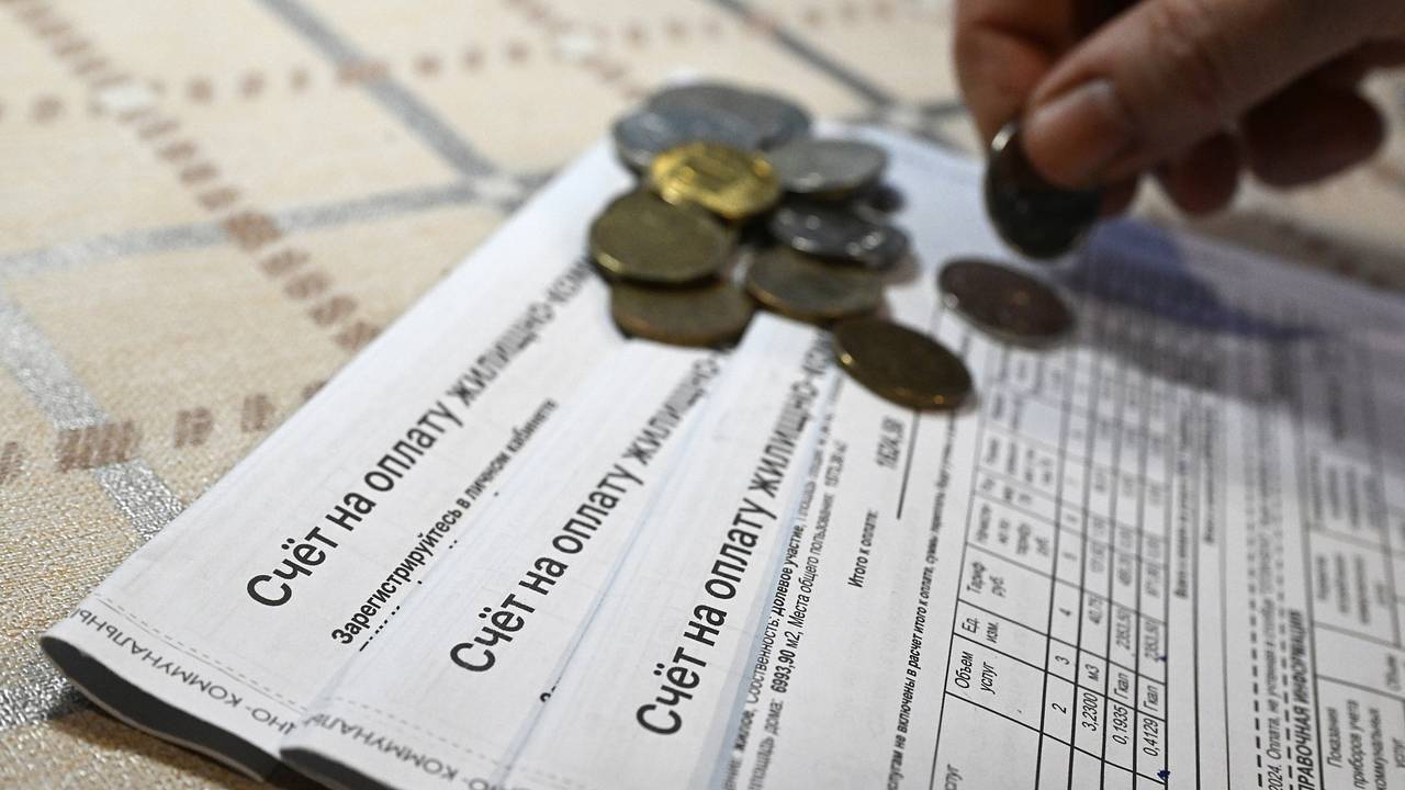 Незаконность повышения тарифов на ЖКХ в России объяснили