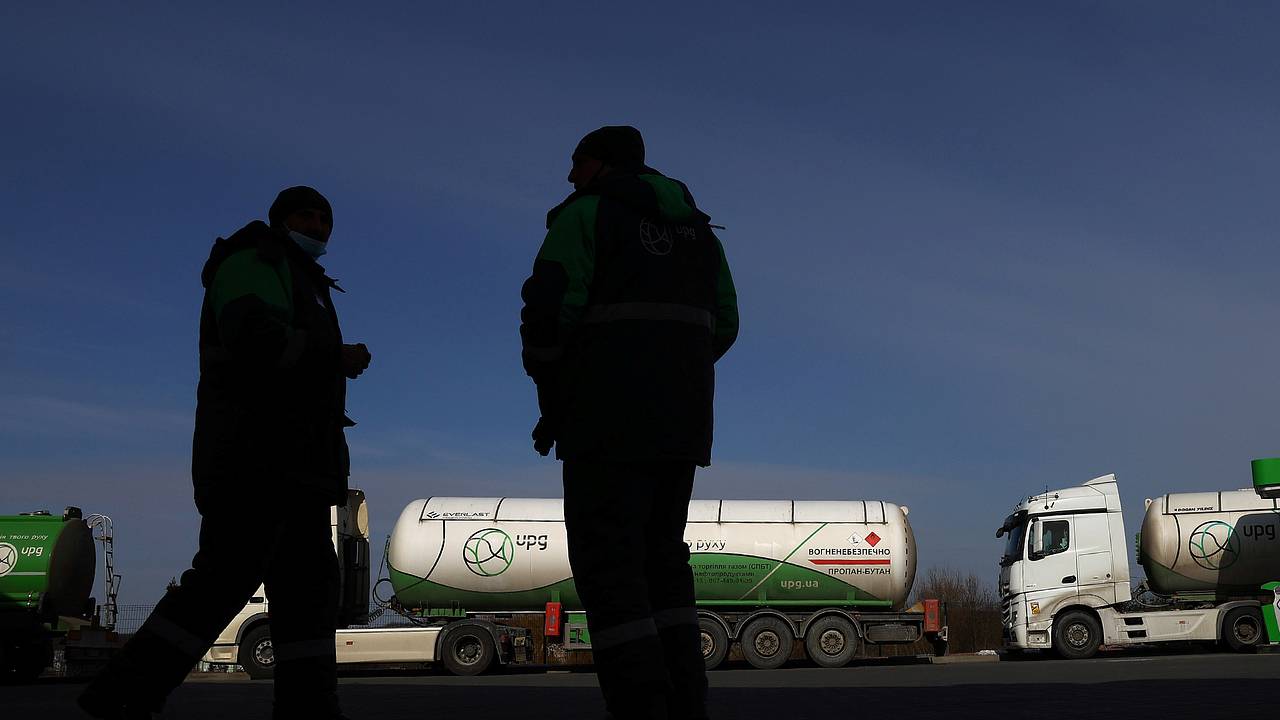 Еврокомиссия подтвердила прекращение поставок топлива Киеву
